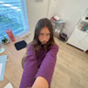 Meet your Posher, Ayda